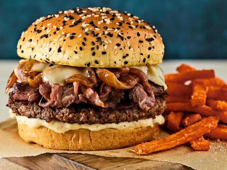 Red Robin Expands Menu with Prime Rib Stack Burger, Wings, and Bottomless Refreshers