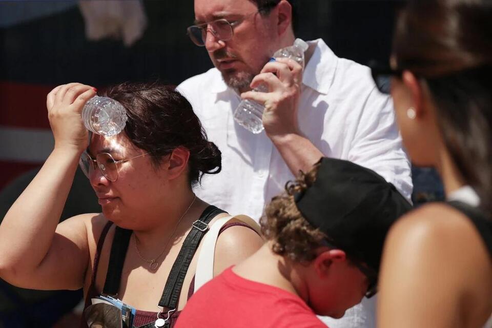 breaking heat disrupts America’s 250th birthday celebrations and travel