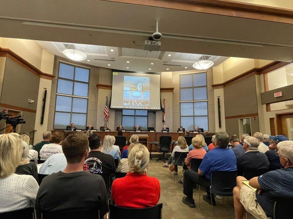 Raymore City Council unanimously approves landfill settlement