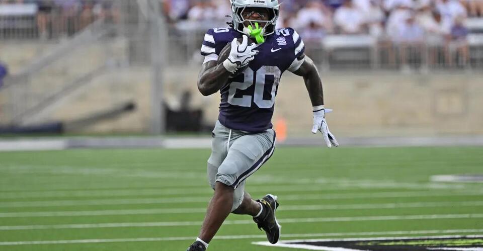 Kansas State Wildcats Rout Nicholls 71-3