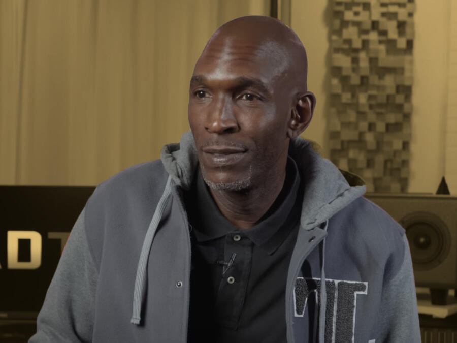 “There was an under the table deal” Joe Smith dishes on his salary