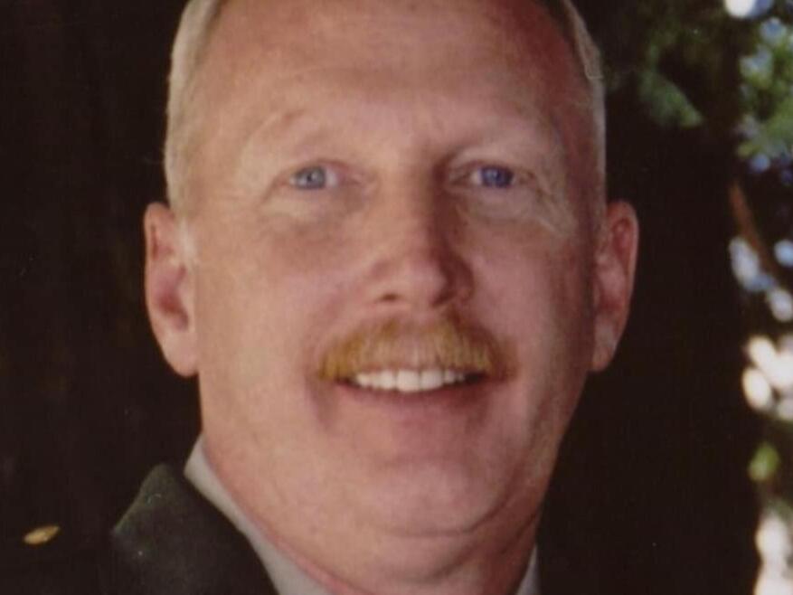 chp-remembers-a-fallen-lieutenant-killed-on-the-job-17-years-ago