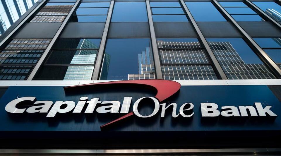 Capital One branch has windows smashed, ‘PAL ACTION’ graffitied - NewsBreak
