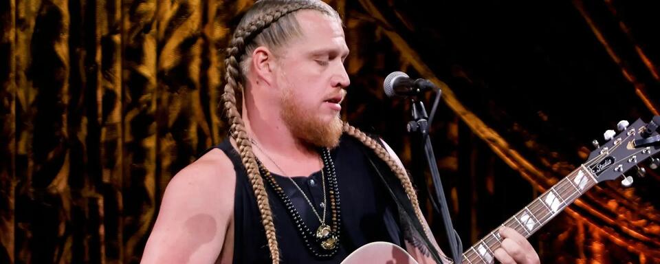 Watch ‘The Voice’ Winner Huntley Channel His Inner Chris Stapleton for ...