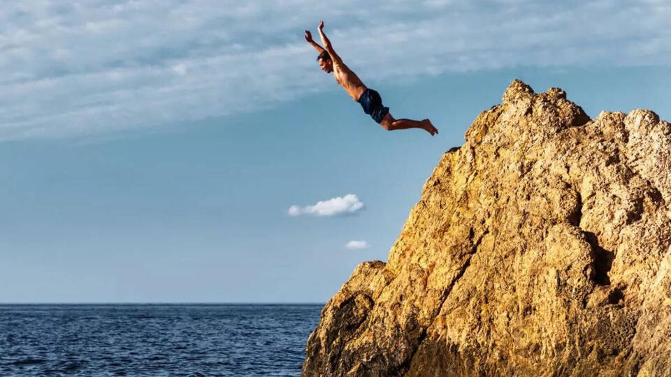 Thrilling Cliff Jumping Spots For Adrenaline Junkies - NewsBreak