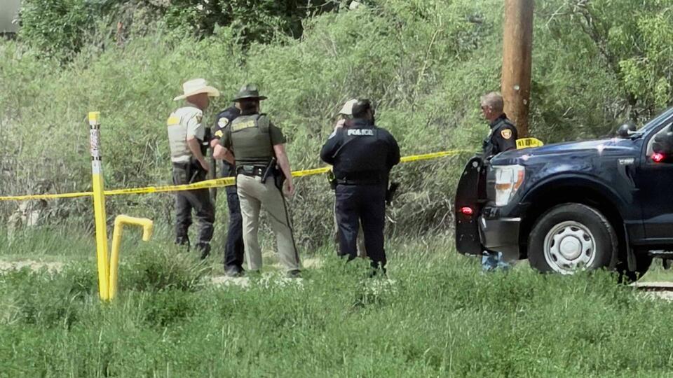 Deadly Shooting In Baggs, Wyoming: Deputy Injured, Shooter Dead