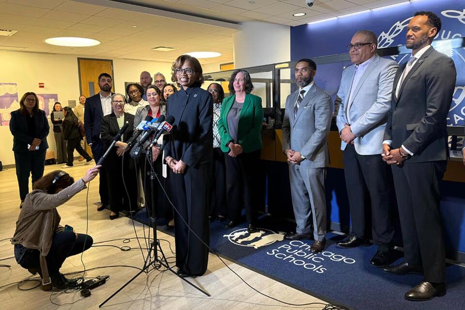 Chicago Public Schools could take another crack at overhauling its middle management