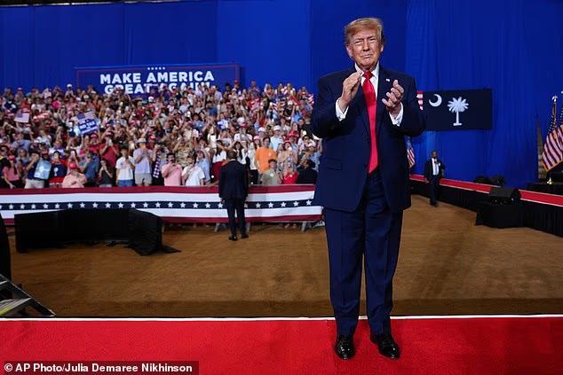 Chaos erupts at Trump's South Carolina rally as protesters posing as ...