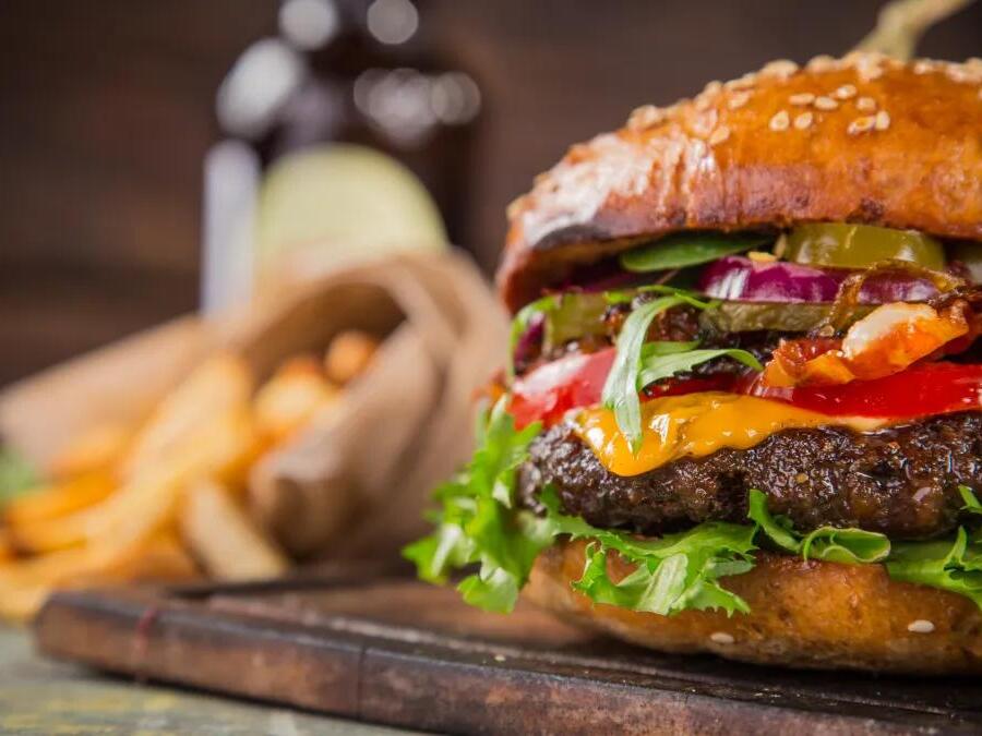 Owners of North Shore restaurant opening new burger joint next week