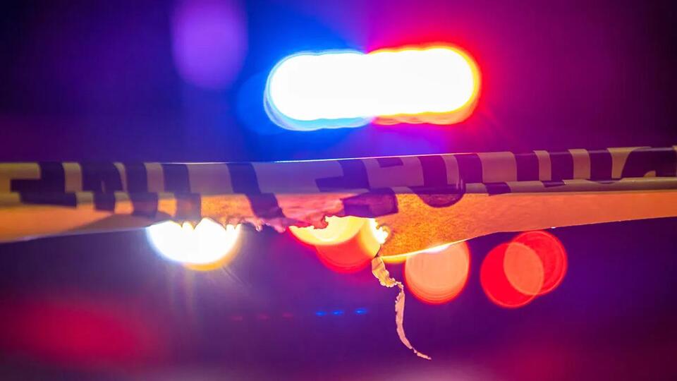 Police: Man arrested after being shot while trying to break into ...