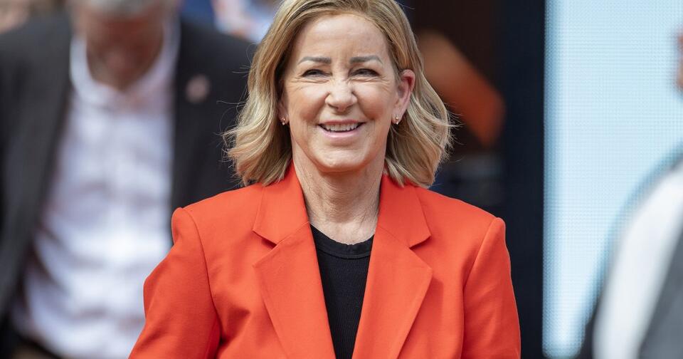 Amid Ovarian Cancer Recurrence, Tennis Star Chris Evert, 71, Shares Sweet Photo With Fellow Champ & Cancer Survivor Björn Borg
