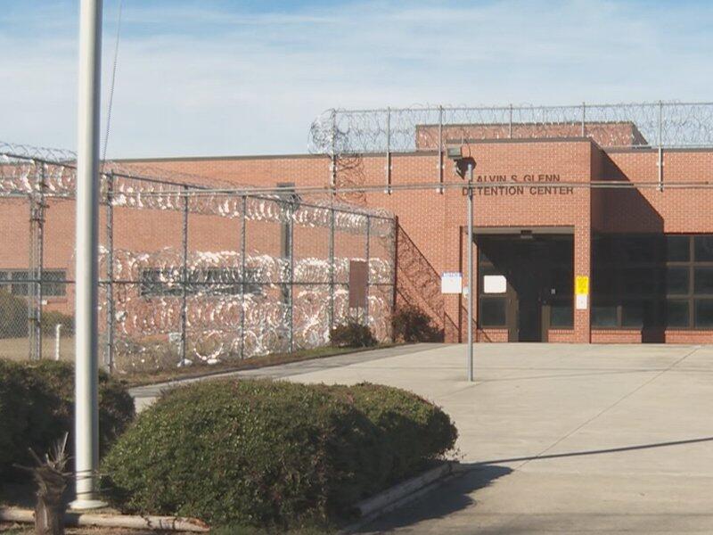 Detainee injured after fight at Alvin S Glenn Detention Center