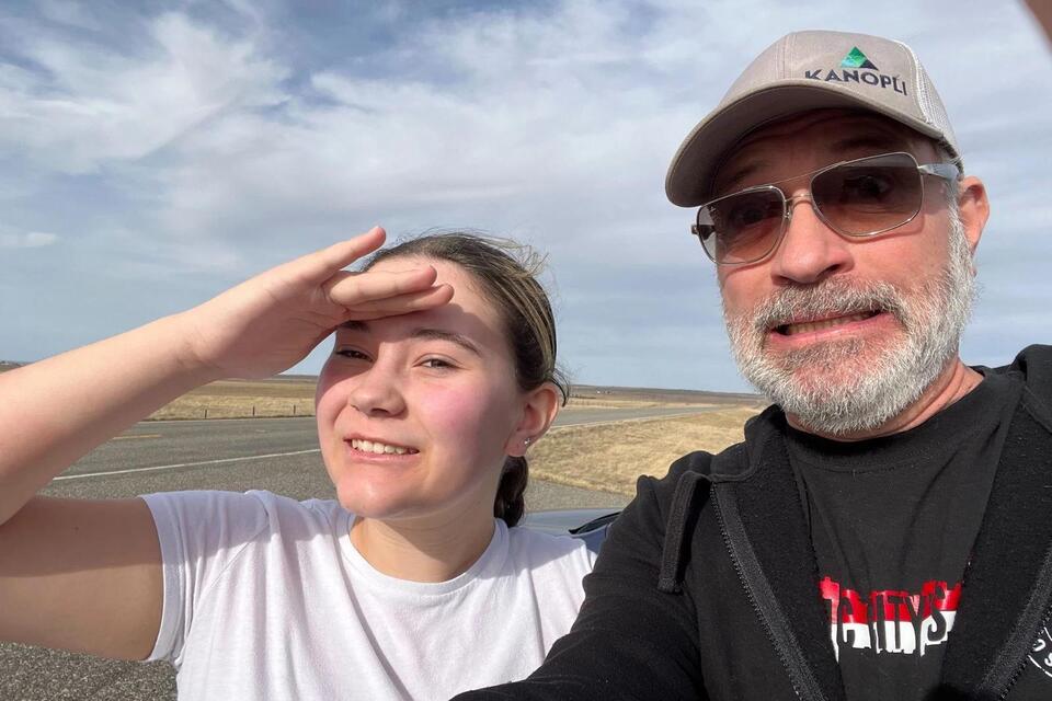 Driving Lessons In Montana: Best Local Spots For Practicing With Teens