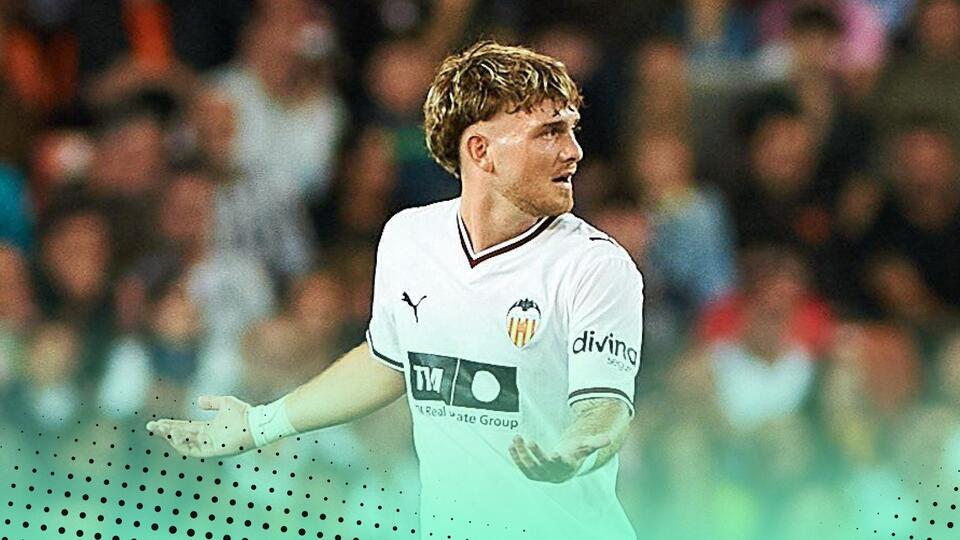 Harvey Elliott’s remarkable fall from grace continues with disastrous ...