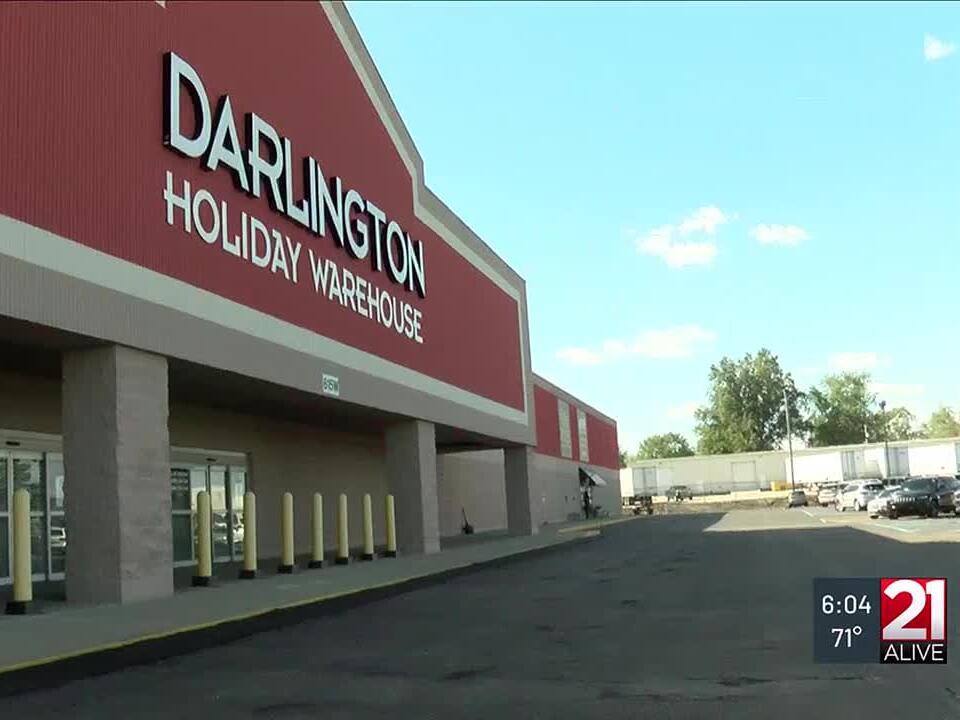 Darlington Holiday Warehouse announces opening date for 20th season