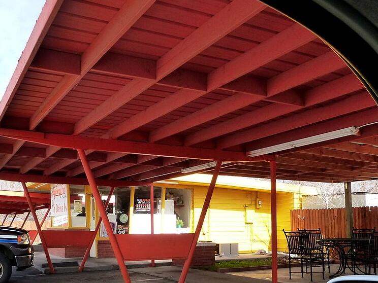 Exploring the historic KwikCurb Diner in Mountain Home, Idaho CJ