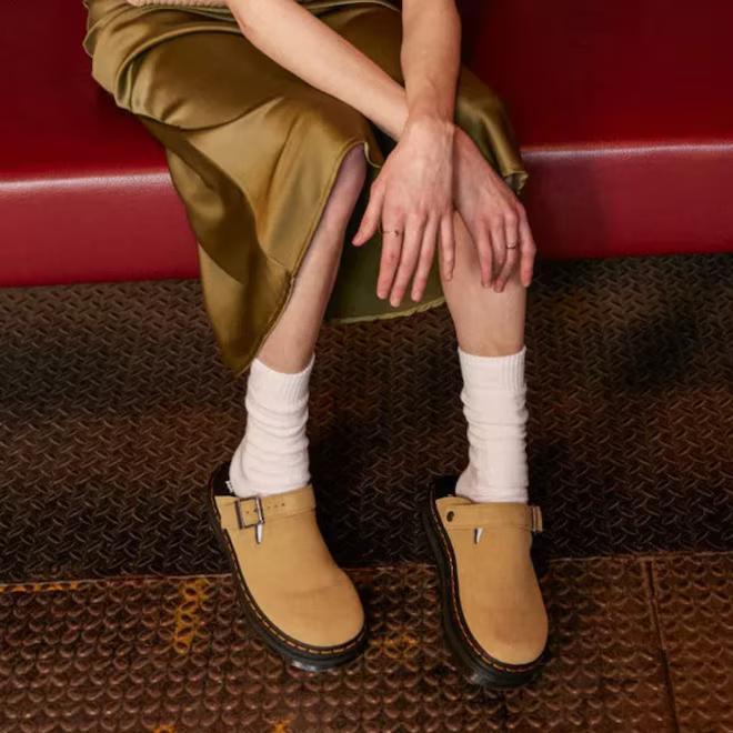These Dr. Martens Clogs Are About To Replace Your Birkenstocks (Trust ...
