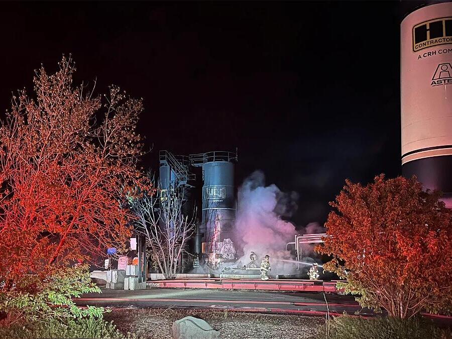 Structure fire near oil tank in Idaho Falls