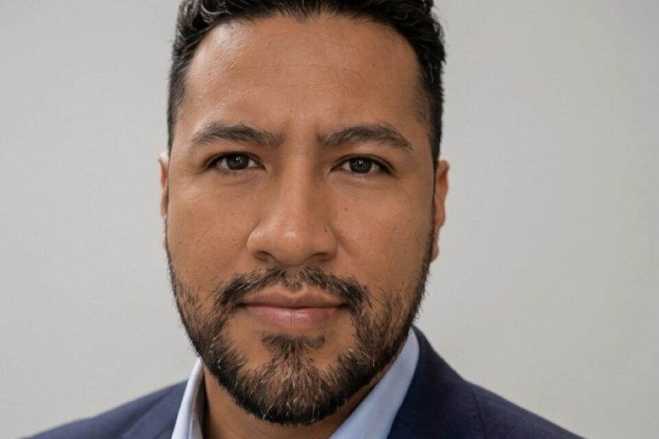 Robert Ramirez Shares His Career Journey to Registered Nurse