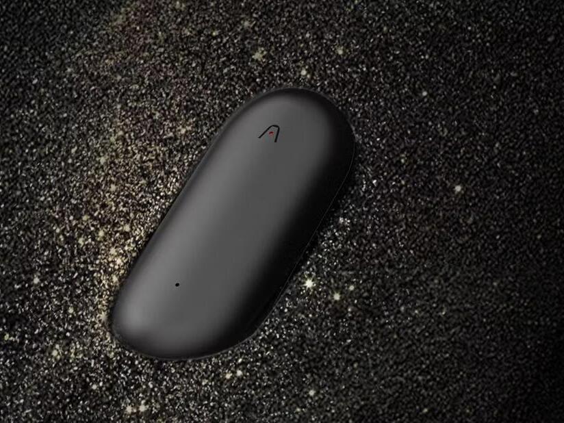 The Plaud NotePin Is a Wearable AI Recording Studio for Business Pros