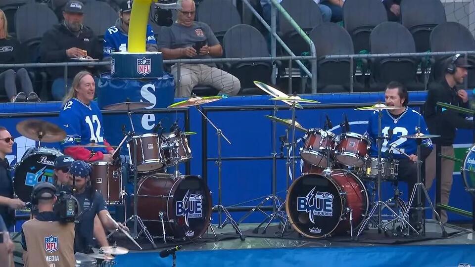 Tool’s Danny Carey and The Cult’s John Tempesta Perform with Seattle ...
