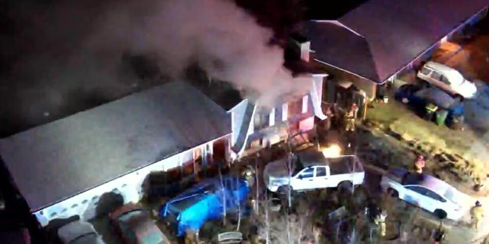 5 people and 5 cats displaced, 2 cats dead following house fire in ...