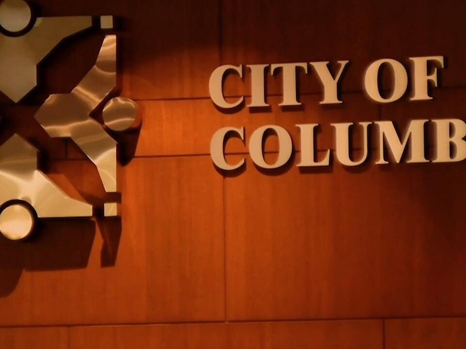 Columbia City Council expected to vote on roll carts at meeting