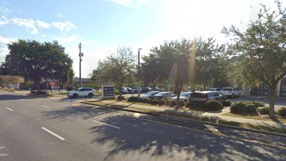 Police: Officer-involved shooting near Starbucks in Downtown Pensacola ...