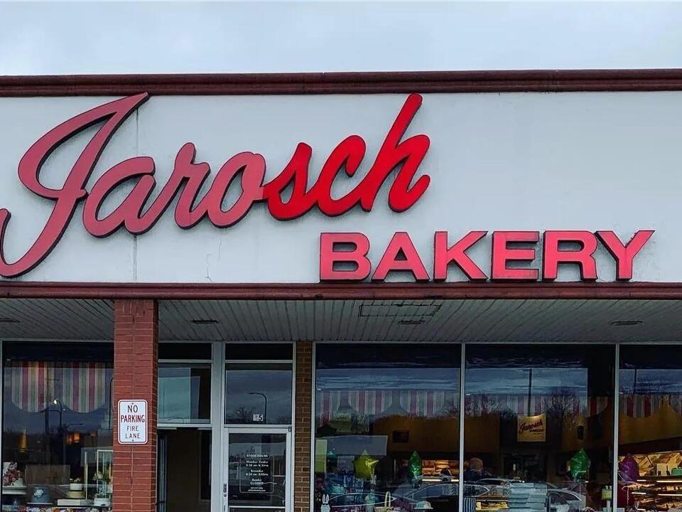 Beloved Jarosch Bakery in Elk Grove Village to change ownership