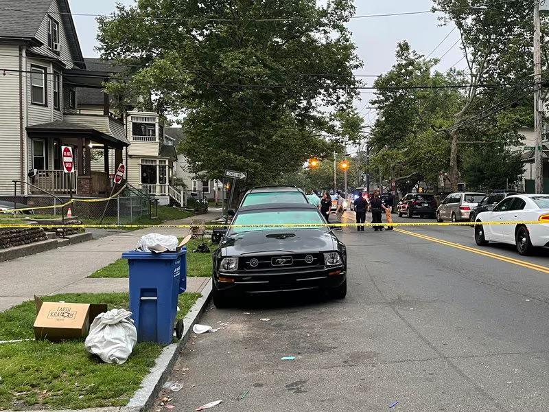New Haven police investigate shooting on Ferry Street