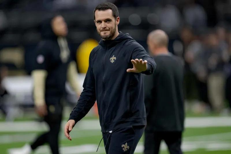 Derek Carr Endorses Klint Kubiak for Raiders HC Role Before Hinting at ...