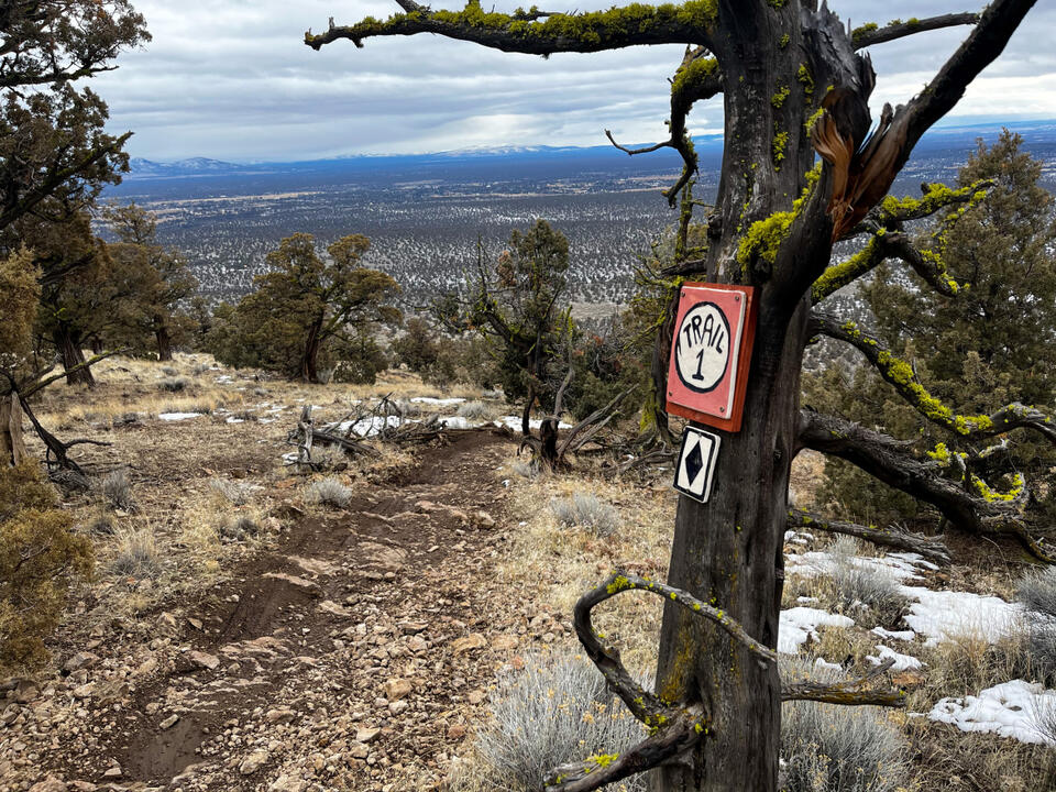 30-mile Cline Buttes trail network is now complete in Central Oregon