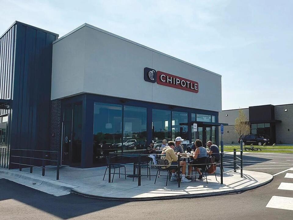 Slew of new restaurants look to open in town