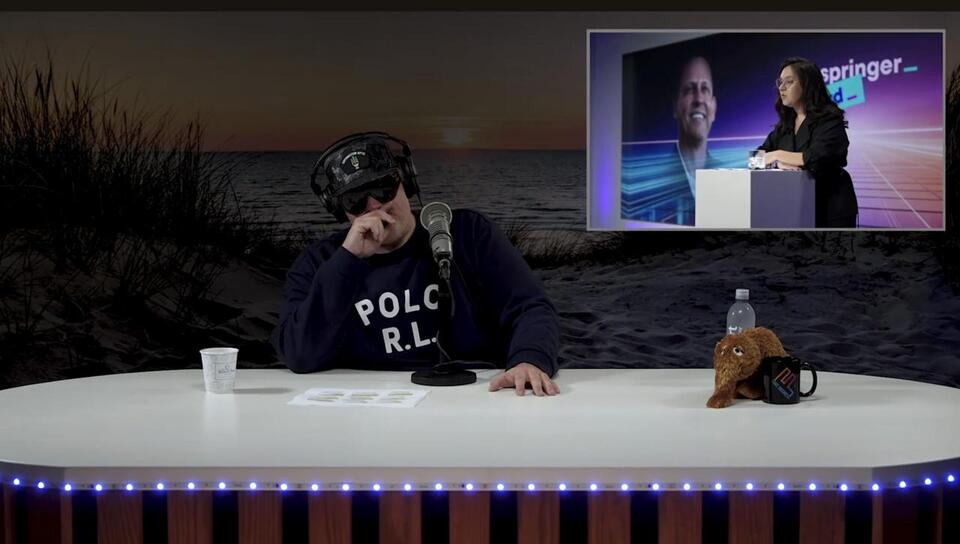 ‘Lighten Up!’ Peter Thiel Roasted By Podcaster for Stone-Faced Reaction ...