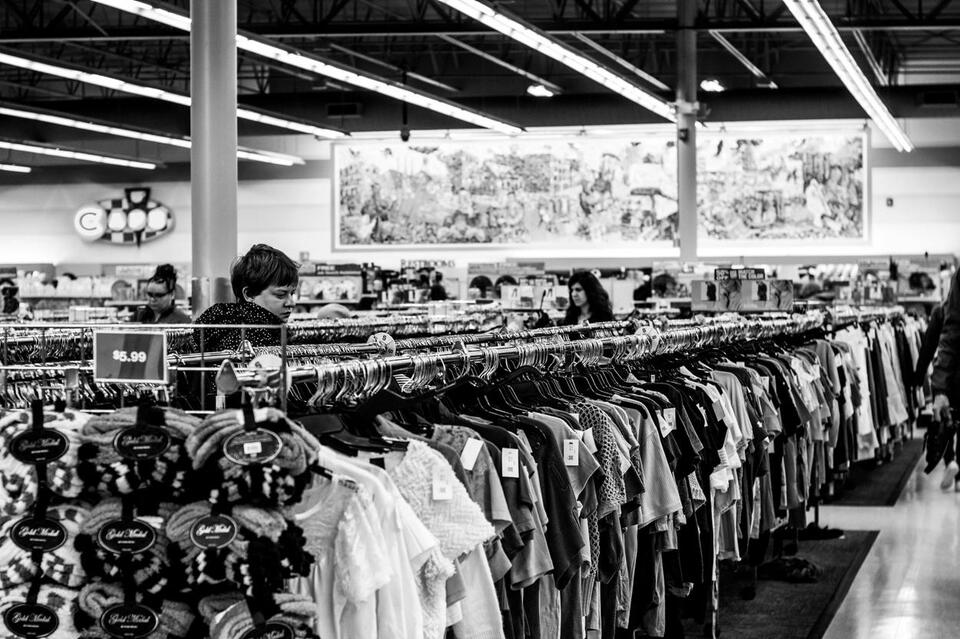 How New Yorkers Are Embracing Thrift Shopping Amid Rising Costs