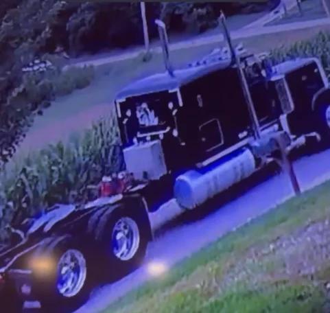 UPDATE: Suspect detained after drive-by shooting involving semi truck in Daviess County