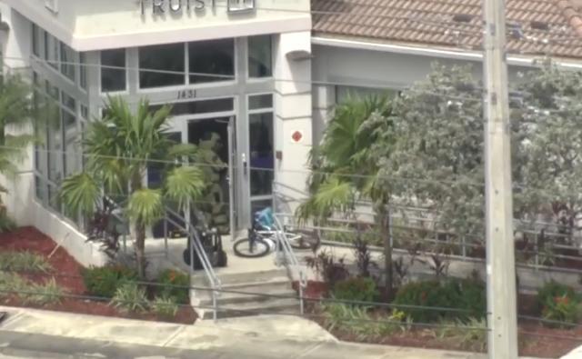 All clear given after bomb squad officials investigate suspicious ...