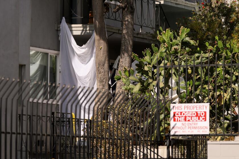 Suspect in Hollywood triple murder was convicted of murder before. He also ran for Congress