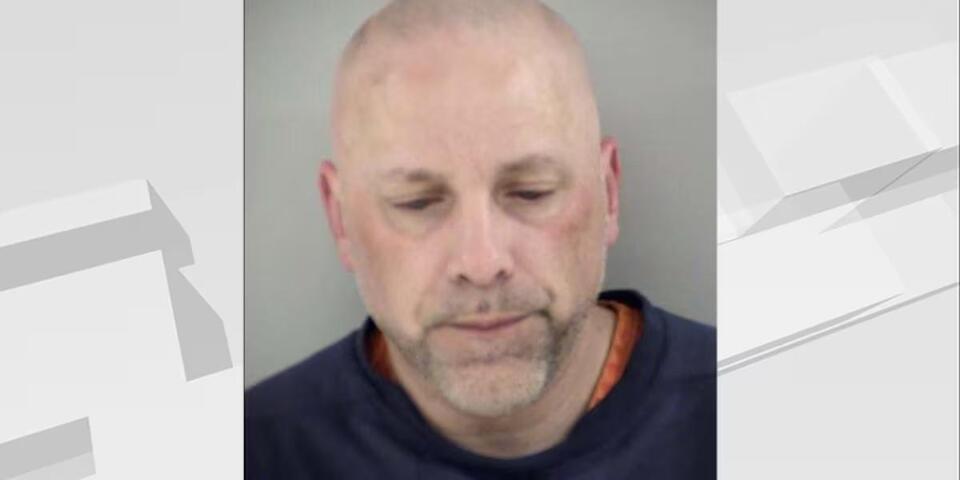 Man arrested after pursuit in Norman County, has felony warrants in 10 ...