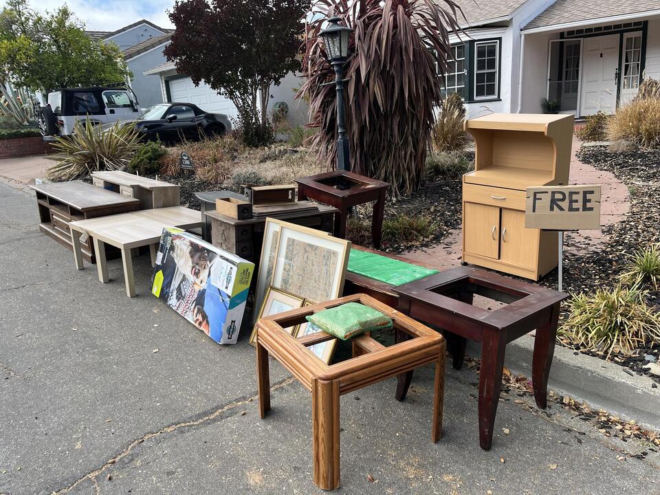 🎁 Community Freebies in San Leandro — Useful Finds Today - NewsBreak