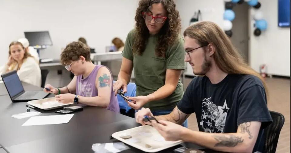 Stockton students digging Archaeology Program’s new lab space - NewsBreak