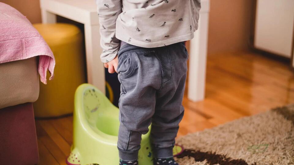 Mom’s ‘Most Unhinged Potty Training Hack’ Has the Internet Calling CPS ...