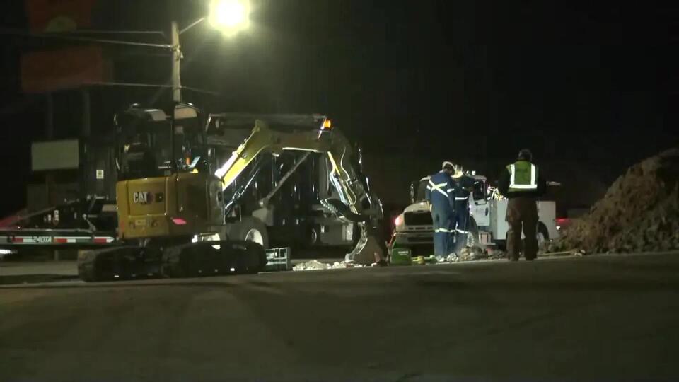 Gas leak prompts road closures in Tulsa after construction crew hits ...