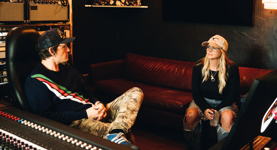 Stephen Wilson Jr shares ‘Hardwired’ with Miranda Lambert - NewsBreak