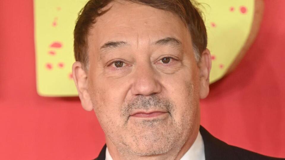 Sam Raimi’s Wickedly Satisfying Horror Sequel Destroys 'Supergirl' on ...