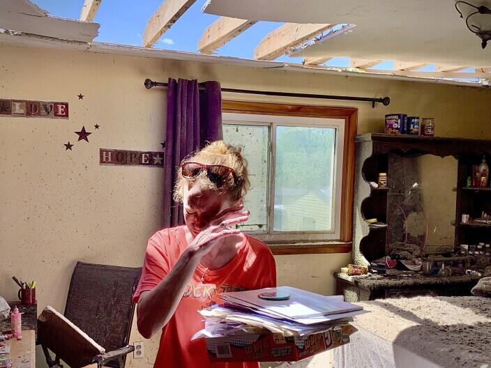Tornadoes tear through the southeastern U.S. as storms leave 3 dead ...