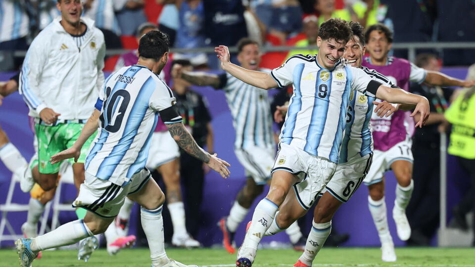 Julian Alvarez, Lautaro Martinez show it's more than just Lionel Messi for Argentina