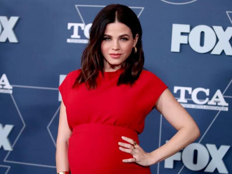PHOTOS Pregnant Jenna Dewan Shares Heartbreaking Tribute To 'First Baby'(02)