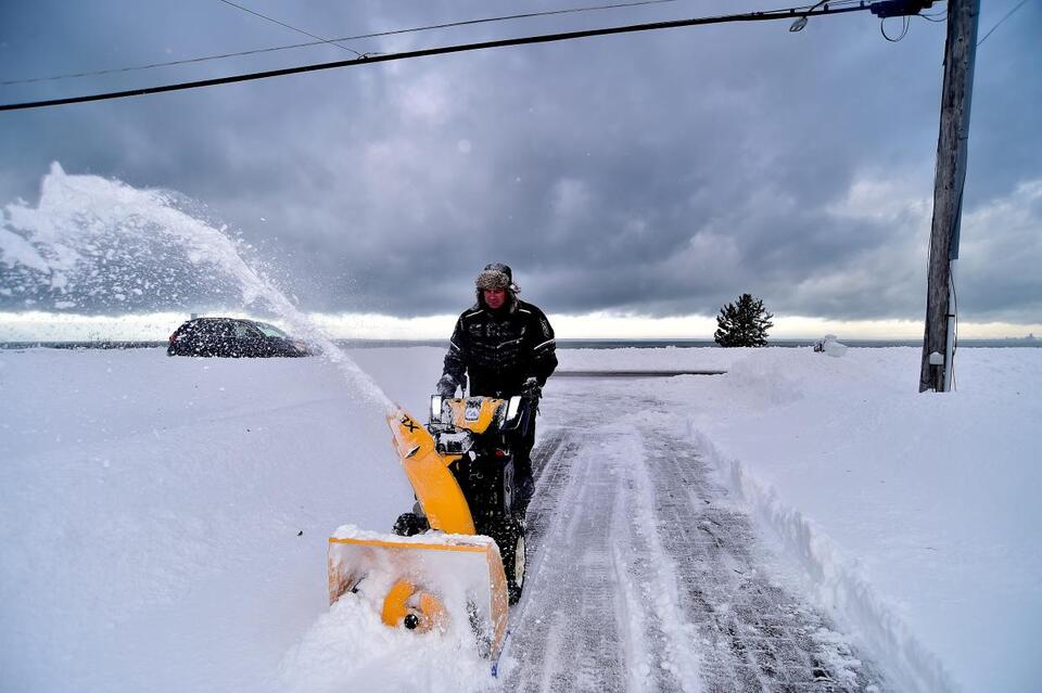 Winter storm watch issued for parts of New York. How much snow is ...