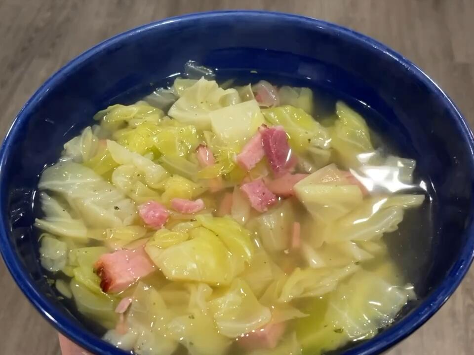Ham and cabbage soup cooking